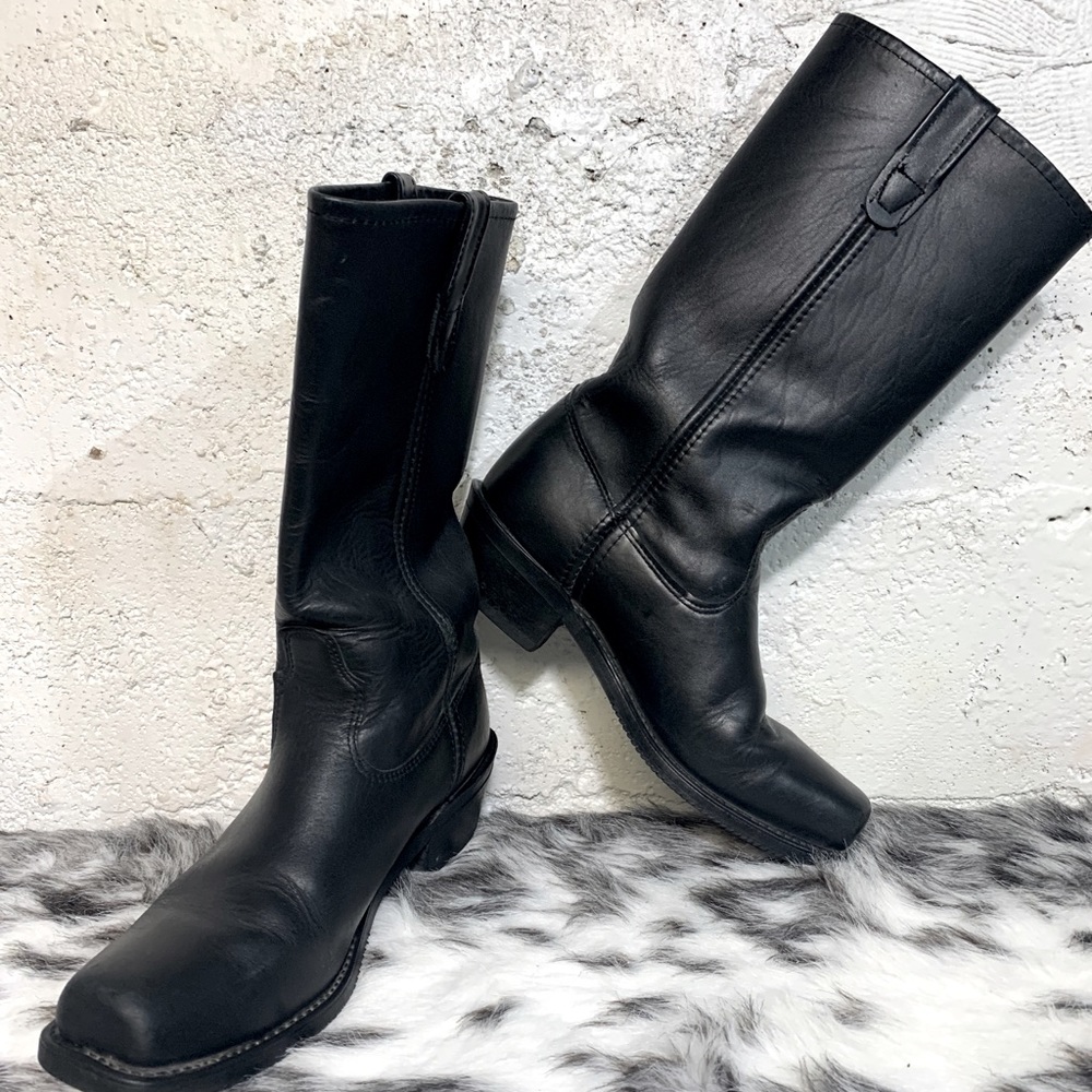 Double H moto/ square toed cowgirl boot.